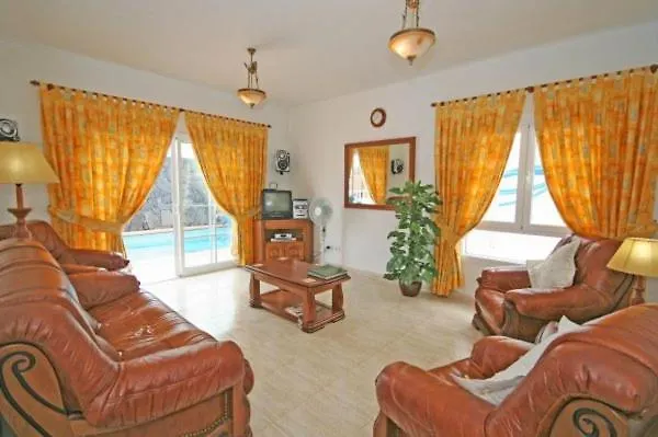 Rosa Коста-Тегисе